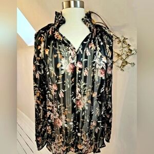 New BUCKETLIST Chiffon Lurex Top